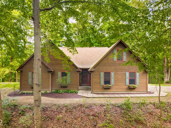 13555 W Bellsville Pike, Columbus, IN 47201