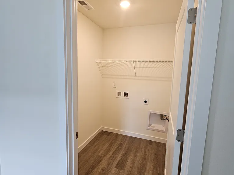 7534 Bendire Loop — Photo 8