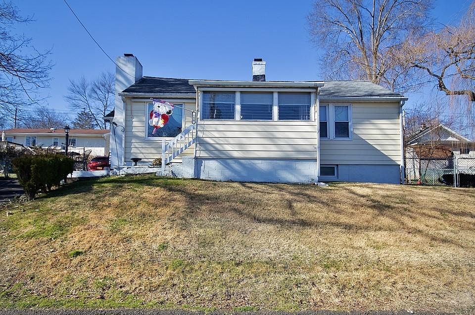 1st image of 180 S Harrison Avenue