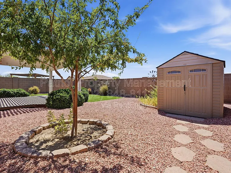 20767 W Hamilton St — Photo 36