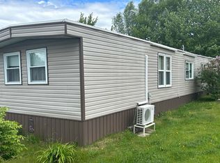 128 2nd St, Cape Breton, NS B1L1C9