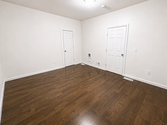 2 Bedrooms at 152 S 10th St #3, Newark NJ — photo 6