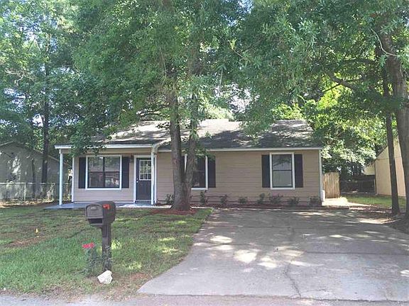 2nd image of 2370 Tamarind Ct