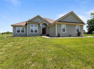 9317 Cyclone Ln, Lees Summit, MO 64064