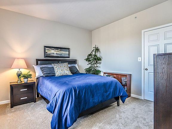 5th image of 5126 Brittney Elyse Cir APT M