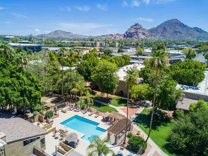 3825 E Camelback Rd #217