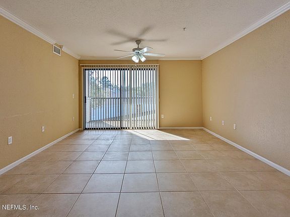 3rd image of 425 Timberwalk Ct
