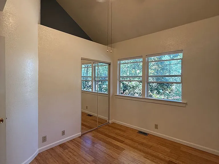 8121 1/2 El Rancho Dr — Photo 18