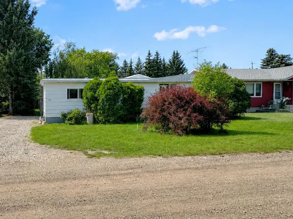22 E Hawkes St, Marsden, SK S0M 1P0