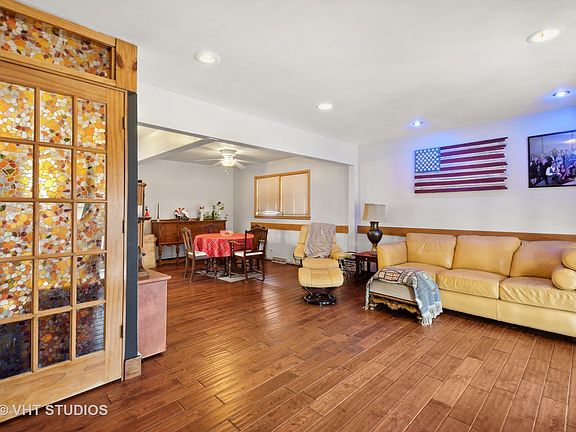 5th image of 4958 N Melvina Ave