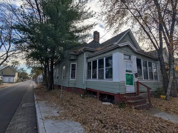 1802 W Butler St, Peoria, IL 61605