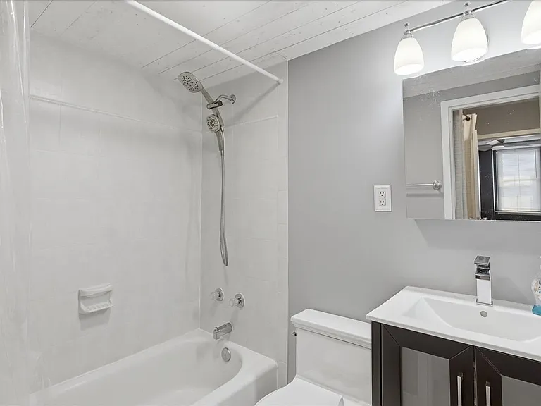 2030 N Adams St #1209 — Photo 14