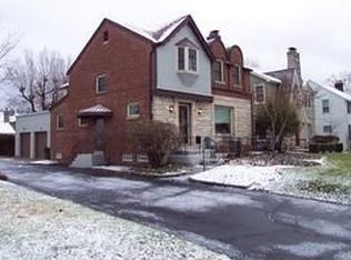 884 S Remington Rd, Bexley, OH 43209