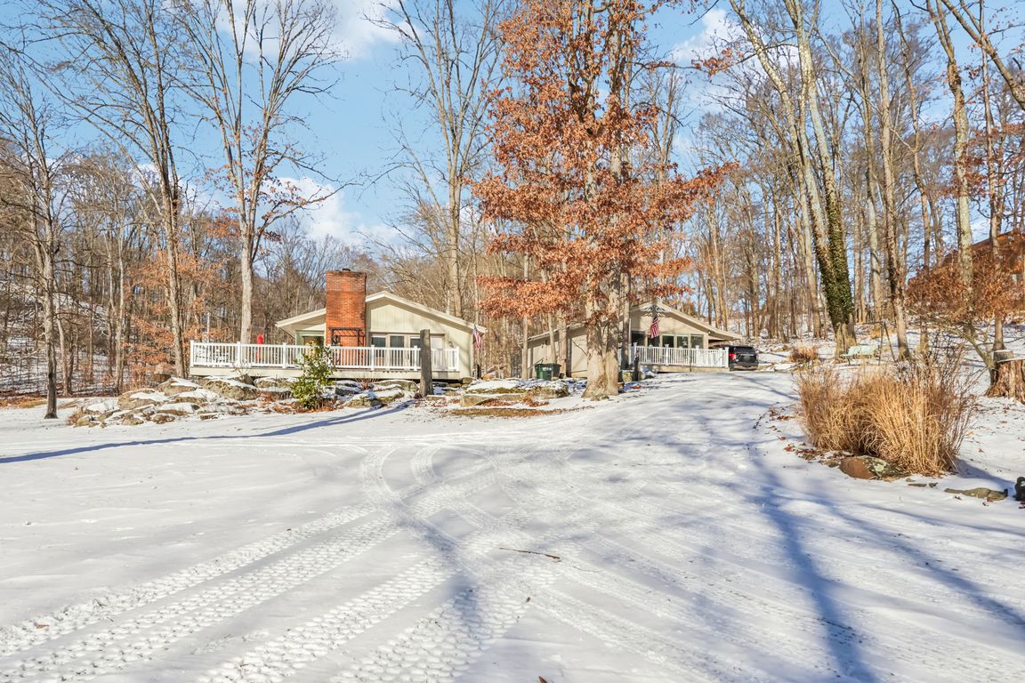 27720 Norris Rd-S2101-001r.jpg