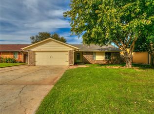 1075 Dover Mansion, Yukon, OK 73099