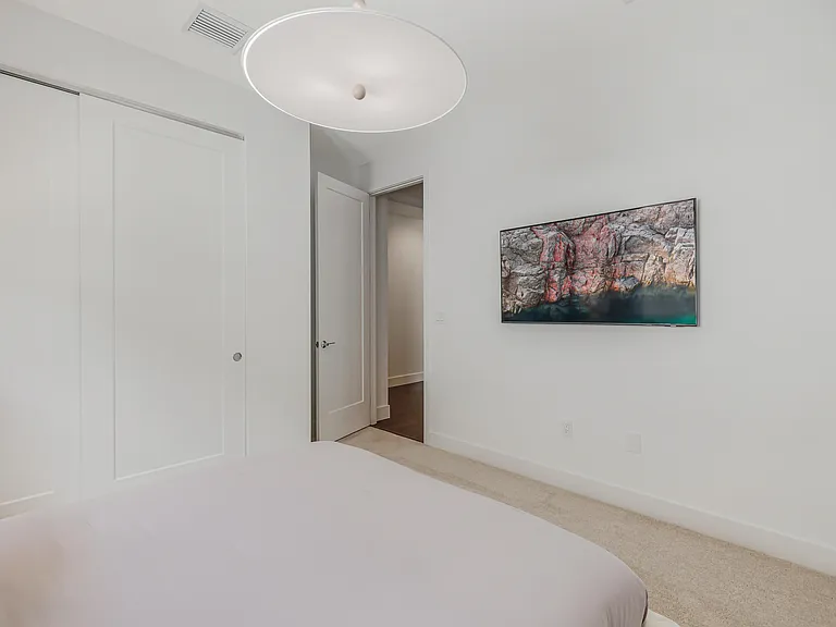 8283 Royal County Down Rd — Photo 47