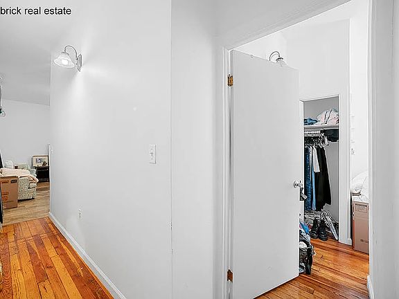 2nd image of 271 Bleecker St APT 3
