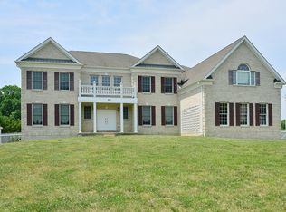 10 Rockingham Ct, Manalapan, NJ 07726