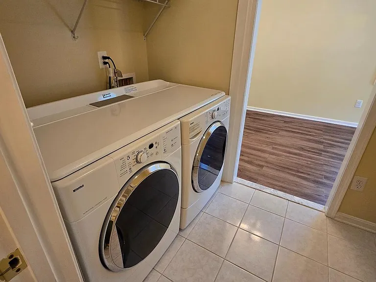 7236 Pimmit Ct — Photo 16