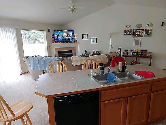 2nd image of 487 Dolphin Ave NE