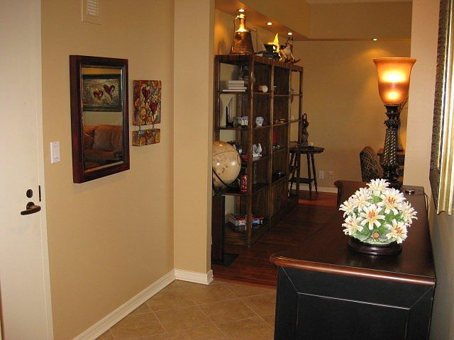 1st image of 3030 McKinney Ave APT 2004
