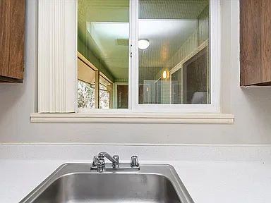 One Bedroom - Unit H977