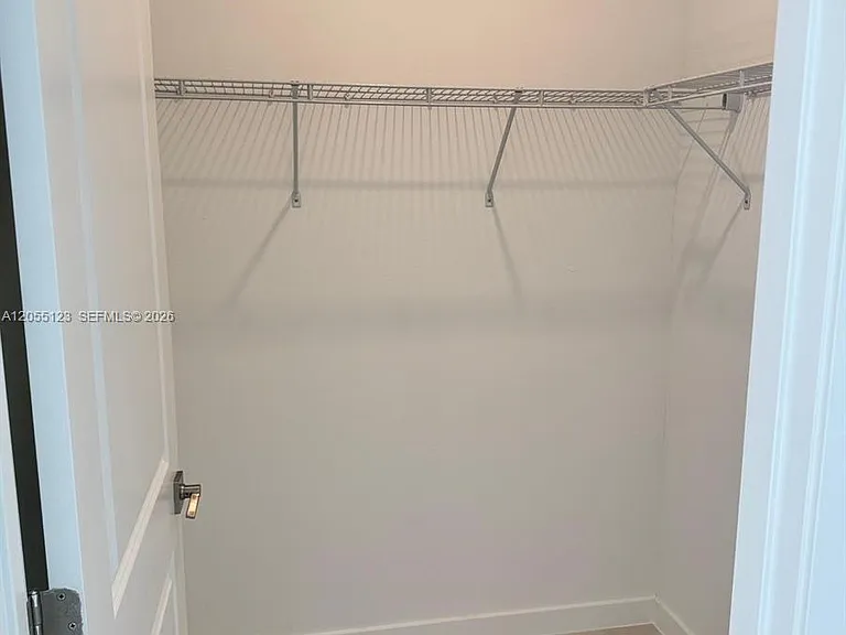 617 NE 2nd St #0 — Photo 10