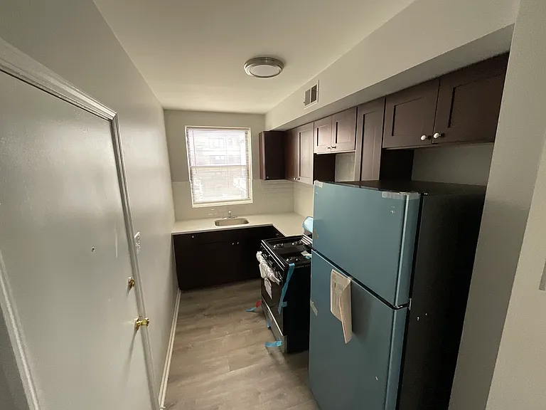 4631 S Lake Park — Photo 6