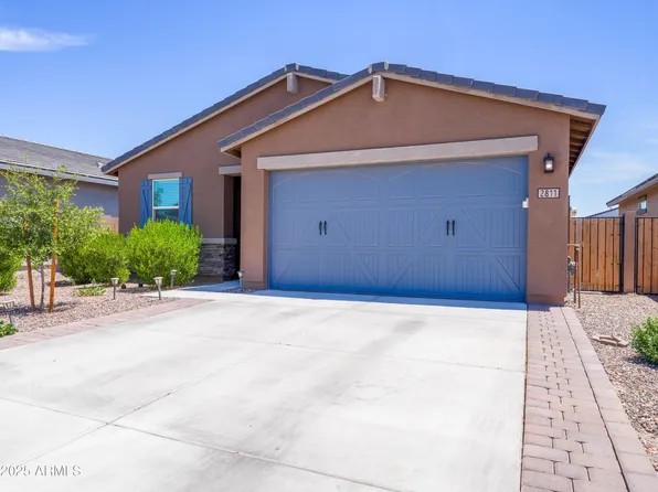 2811 E JAMES Avenue, San Tan Valley, AZ 85143