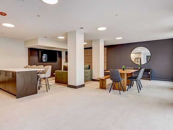 5th image of 416 Highland Ave #2B-2Ba-923Sqft