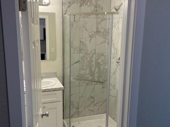 910 Broad St #11403036