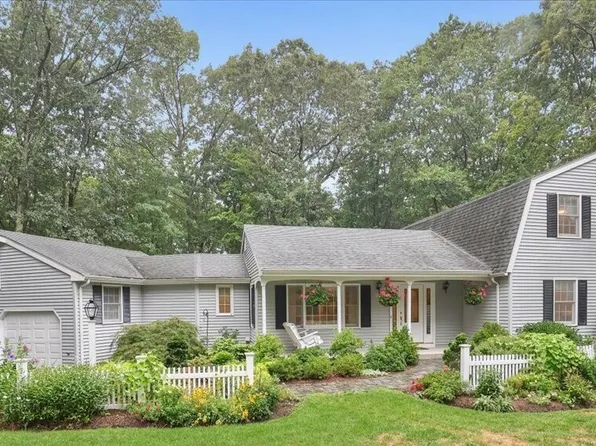 23 Eliot Drive, Vernon, CT 06066
