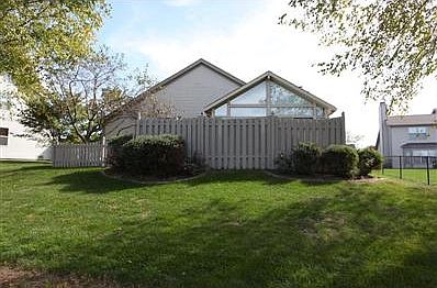 2nd image of 7944 Thornberry Ct