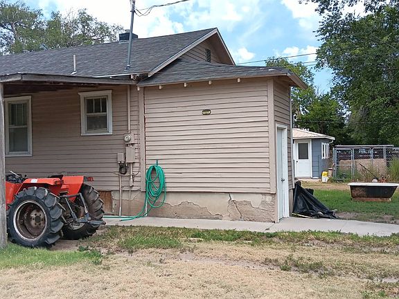 2nd image of 1015 Walnut Ave