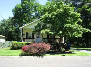 210 Pine St, Moorestown, NJ 08057