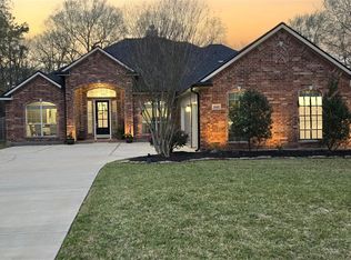 30427 W Legends Trail Dr, Spring, TX 77386