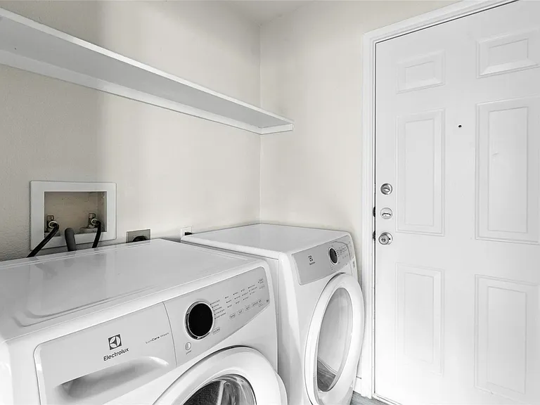 808 Sagewood Trl — Photo 12