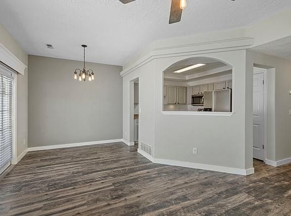 5th image of 14284 S Daisyfield Dr E