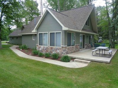 10715 E Houghton Lake Dr, Houghton Lake, MI, 48629