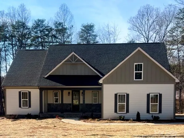 4513 N Wynswept Dr, Maiden, NC 28650