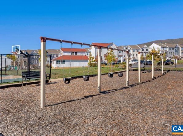 5974 Cling Ln, Crozet, VA 22932