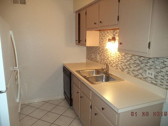 4th image of 16610 Theresa Ln APT 304