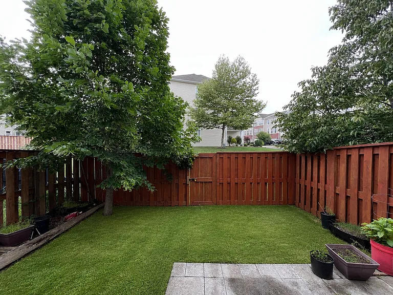 24715 Gracehill Ter — Photo 13