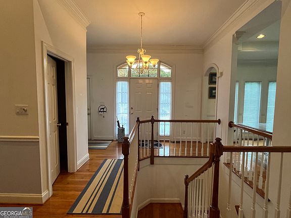 2nd image of 132 Sunny Point Cir