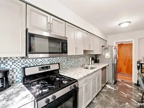208 Anderson Street #N6B, Hackensack, NJ 07601