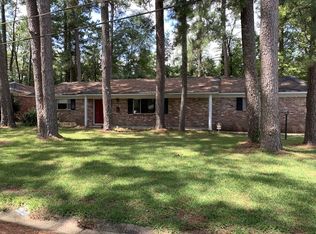 3219 Bienville Dr, Jackson, MS 39212