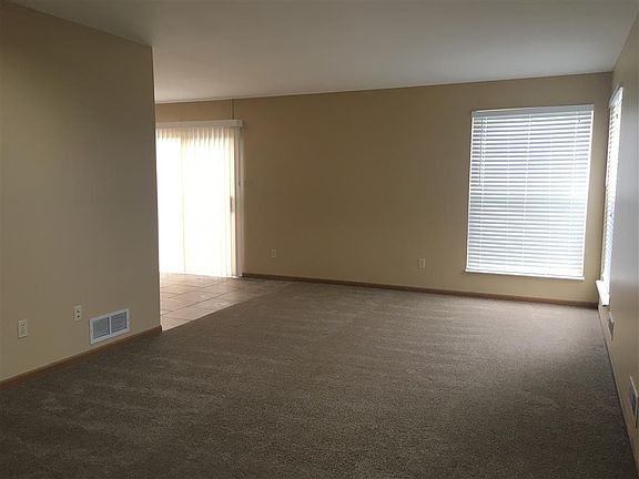4th image of 1267 Garden Village Dr