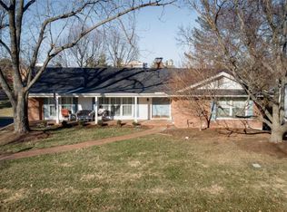 1019 Accent Dr, Saint Louis, MO 63146