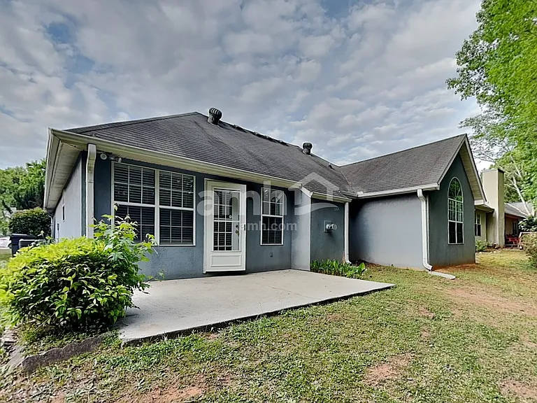 140 Cannon Dr — Photo 21