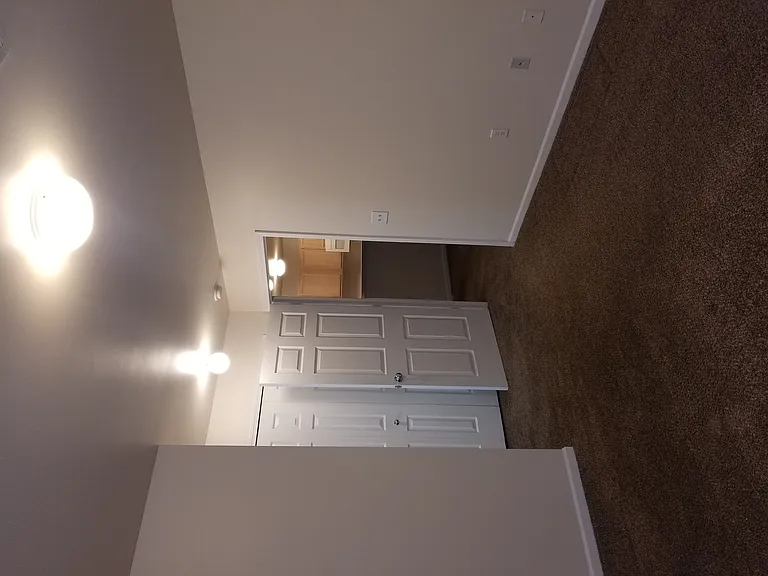 Blackberry Creek Village Apartments — Photo 16
